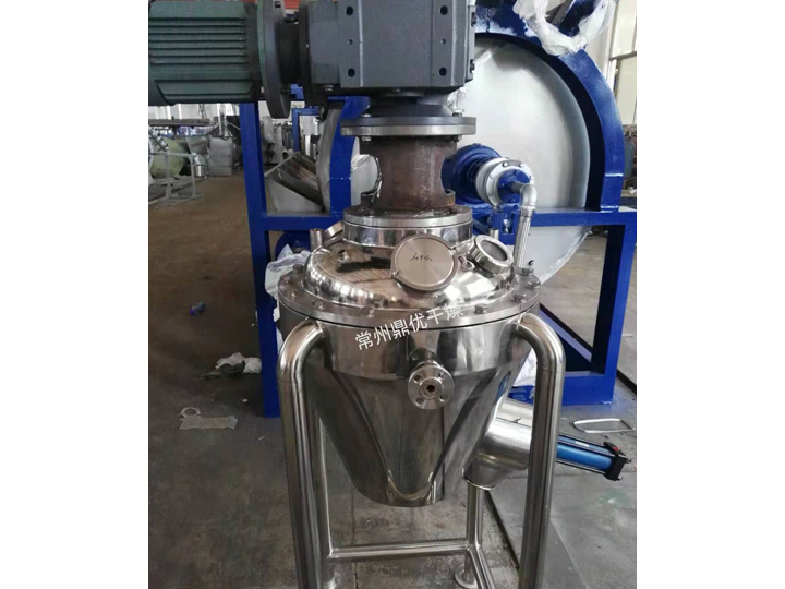 DZG立式螺带真空干燥机