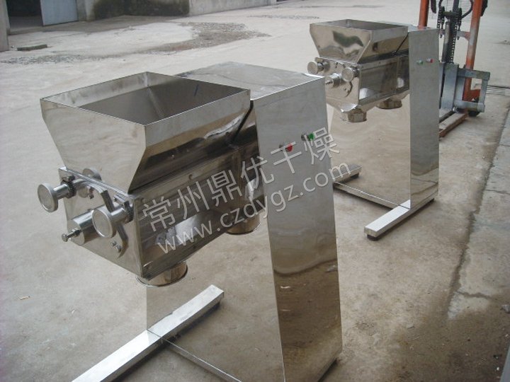 YK系列摇摆式颗粒机