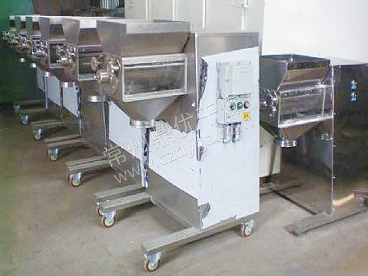 YK系列摇摆式颗粒机